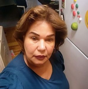 Meet your Posher, Ana